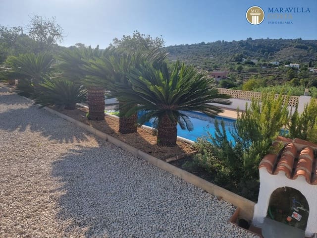 4 Zimmer Villa zu verkaufen in Benissa mit Pool Garage - 639.000 € (Ref: 9635014)