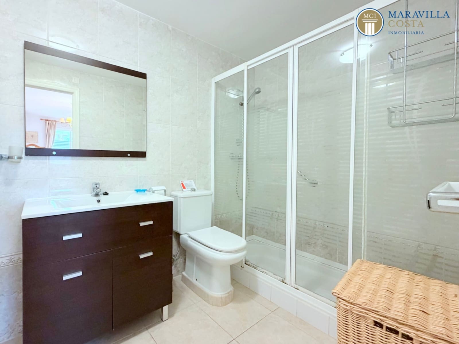 3 bedroom Apartment for sale in Arenal with pool garage - € 475,000 (Ref: 9640776)