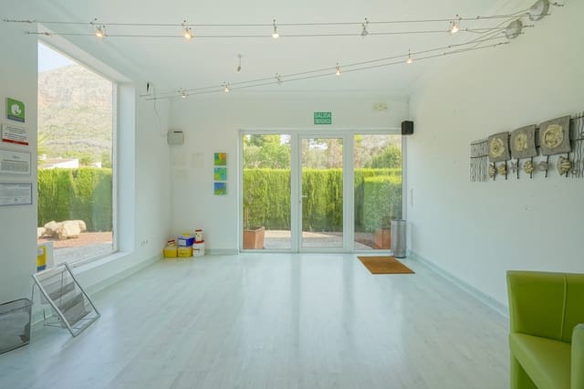 4 Zimmer Villa zu verkaufen in Partida Tosal - Zona del Castellans, Javea / Xàbia - 810.000 € (Ref: 9640779)