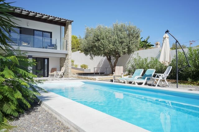 5 bedroom Villa for sale in Gargasindi, Calpe / Calp with pool garage - € 729,000 (Ref: 9640782)