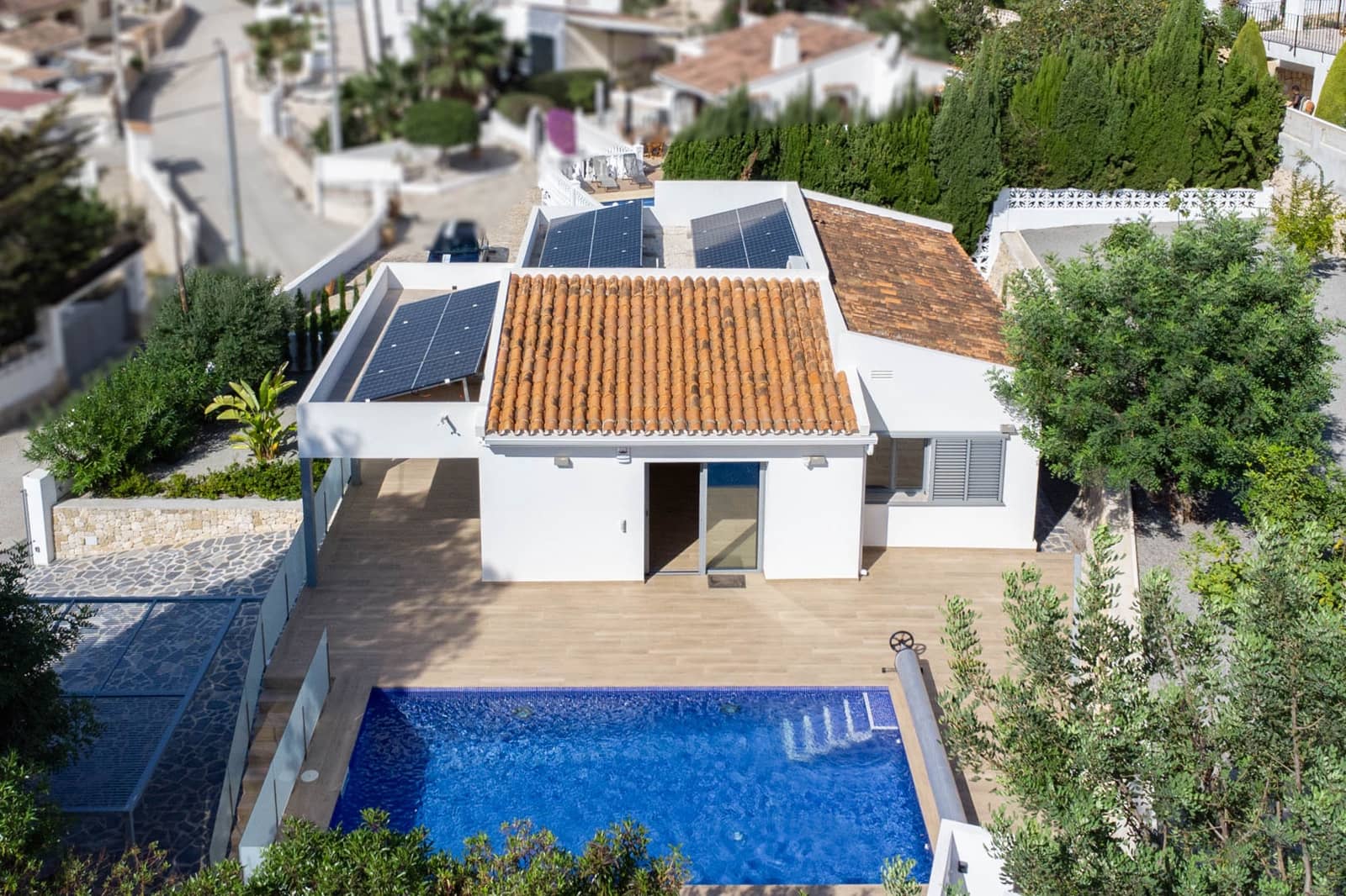 Chalet de 3 habitaciones en Benissa en venta con piscina garaje - 725.000 € (Ref: 9640825)