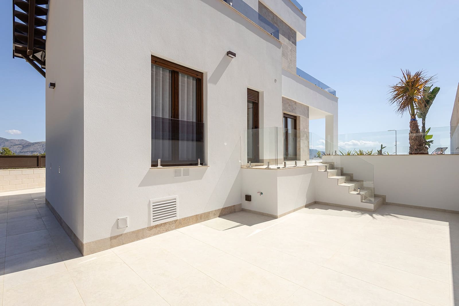 Chalet de 3 habitaciones en Polop en venta con piscina - 759.000 € (Ref: 9640836)