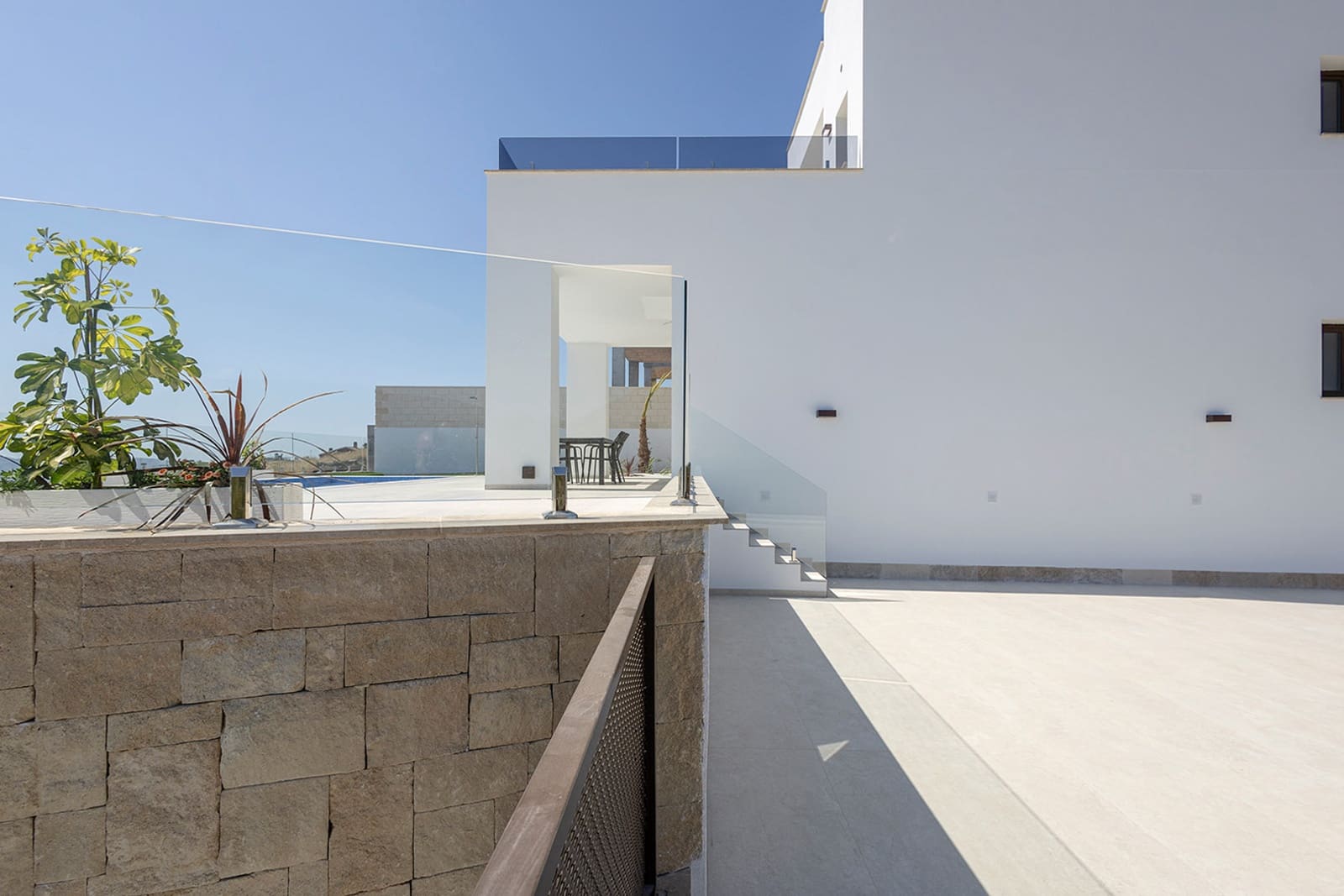 Chalet de 3 habitaciones en Polop en venta con piscina - 759.000 € (Ref: 9640836)