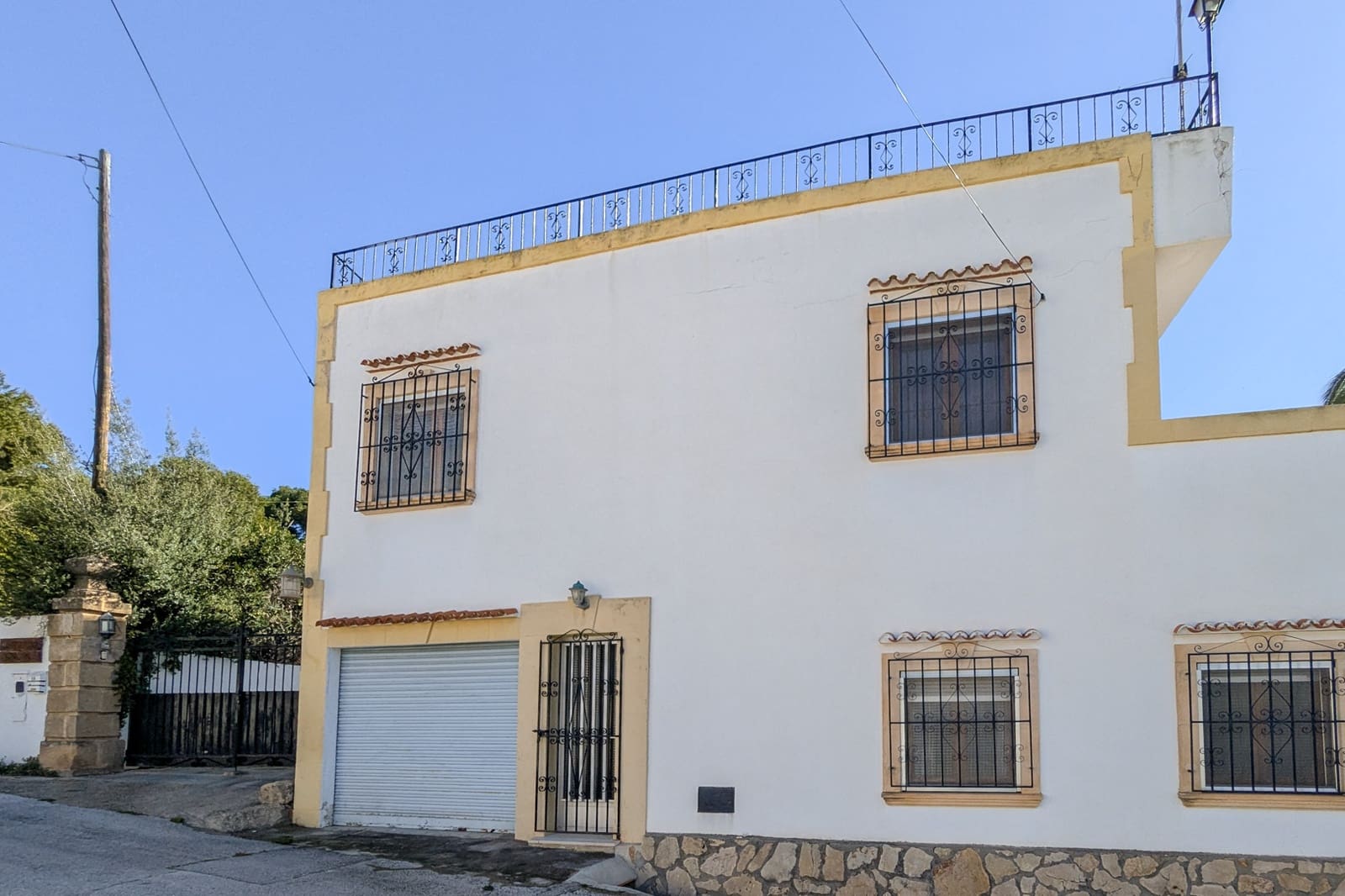 7 sovrum Villa till salu i Javea / Xabia med garage - 750 000 € (Ref: 9640844)