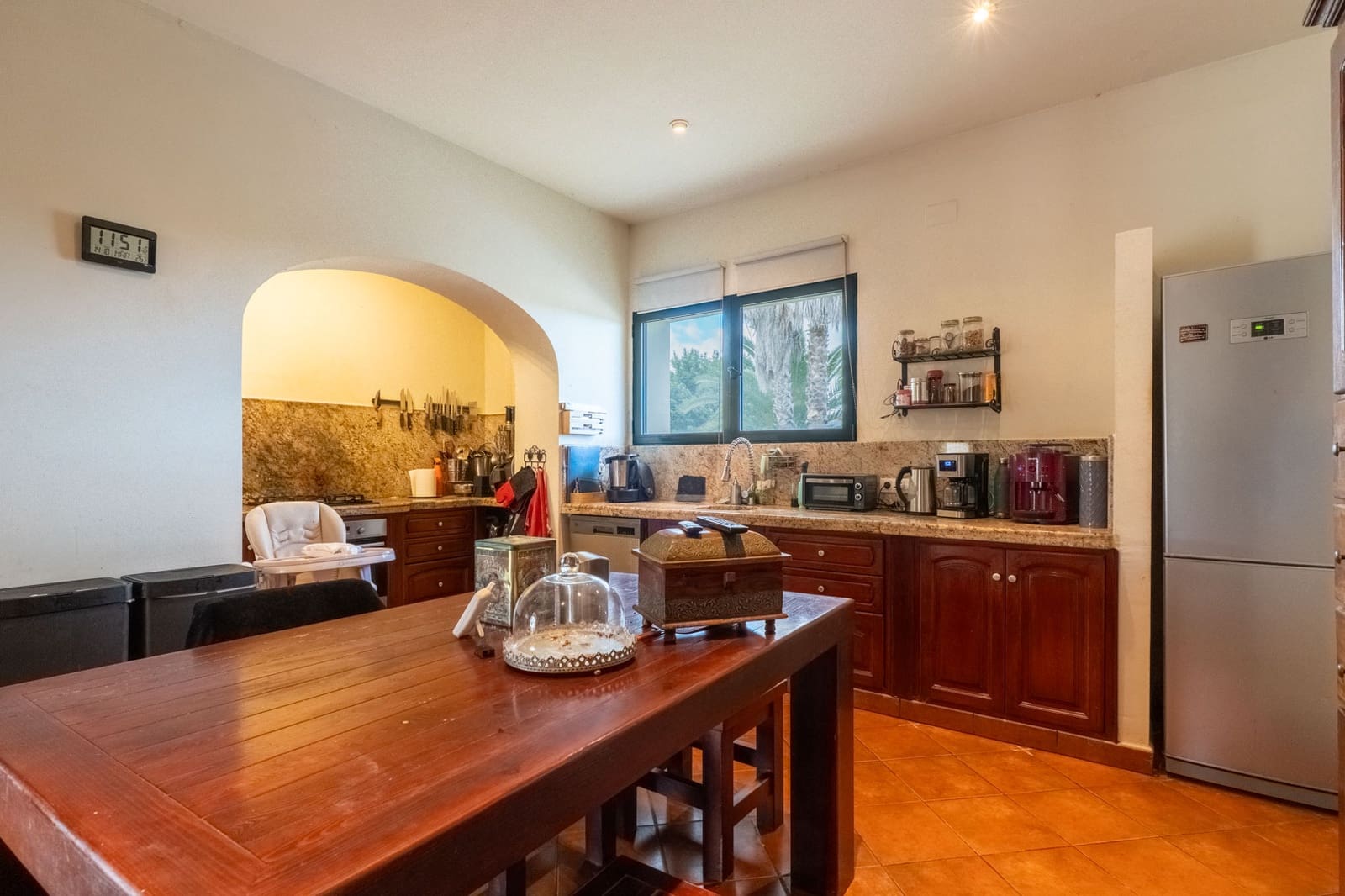 5 bedroom Villa for sale in Ondara with pool garage - € 1,490,000 (Ref: 9640849)