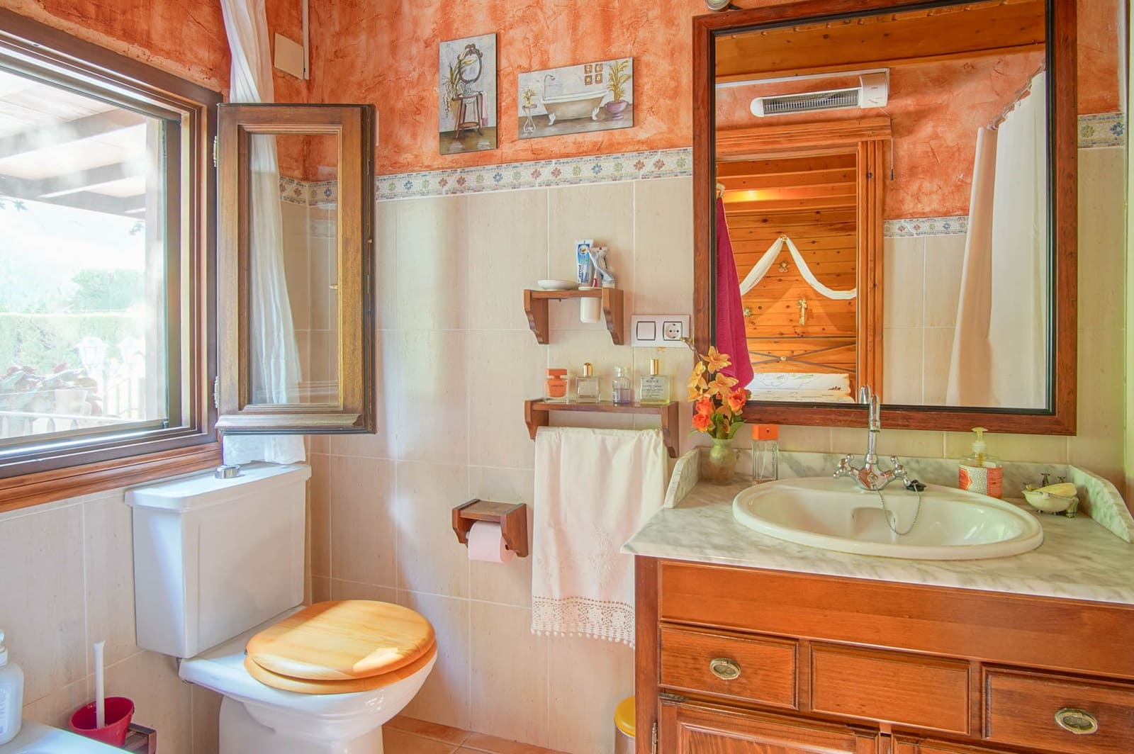 Chalet de 4 habitaciones en Orba en venta con piscina - 899.000 € (Ref: 9645506)