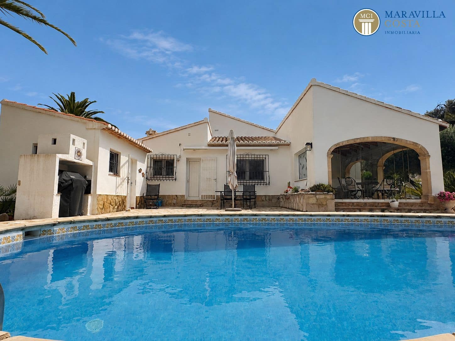 2 soveværelse Villa til salg i Javea / Xabia med swimmingpool garage - € 645.000 (Ref: 9895085)
