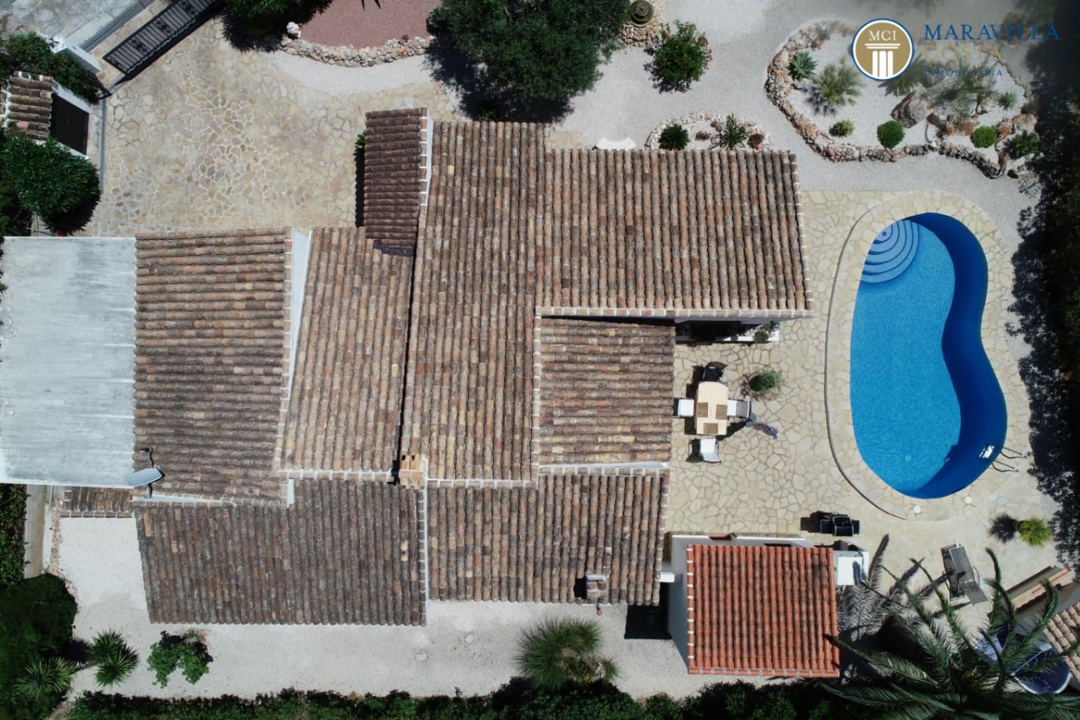 2 soveværelse Villa til salg i Javea / Xabia med swimmingpool garage - € 645.000 (Ref: 9895085)