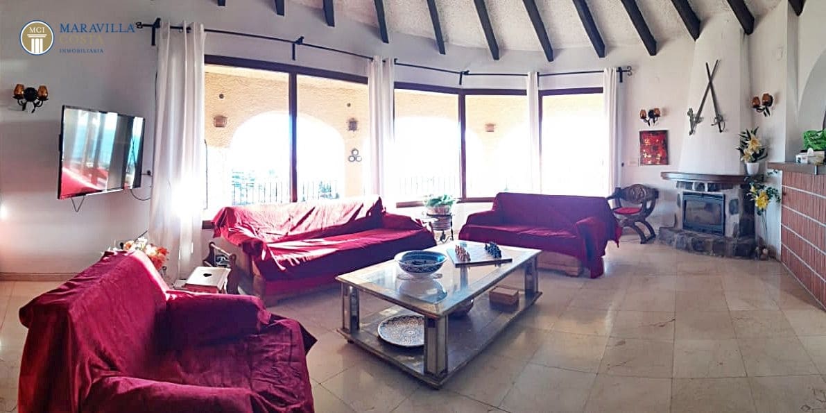 2 bedroom Villa for sale in Calpe / Calp with pool garage - € 890,000 (Ref: 9928306)