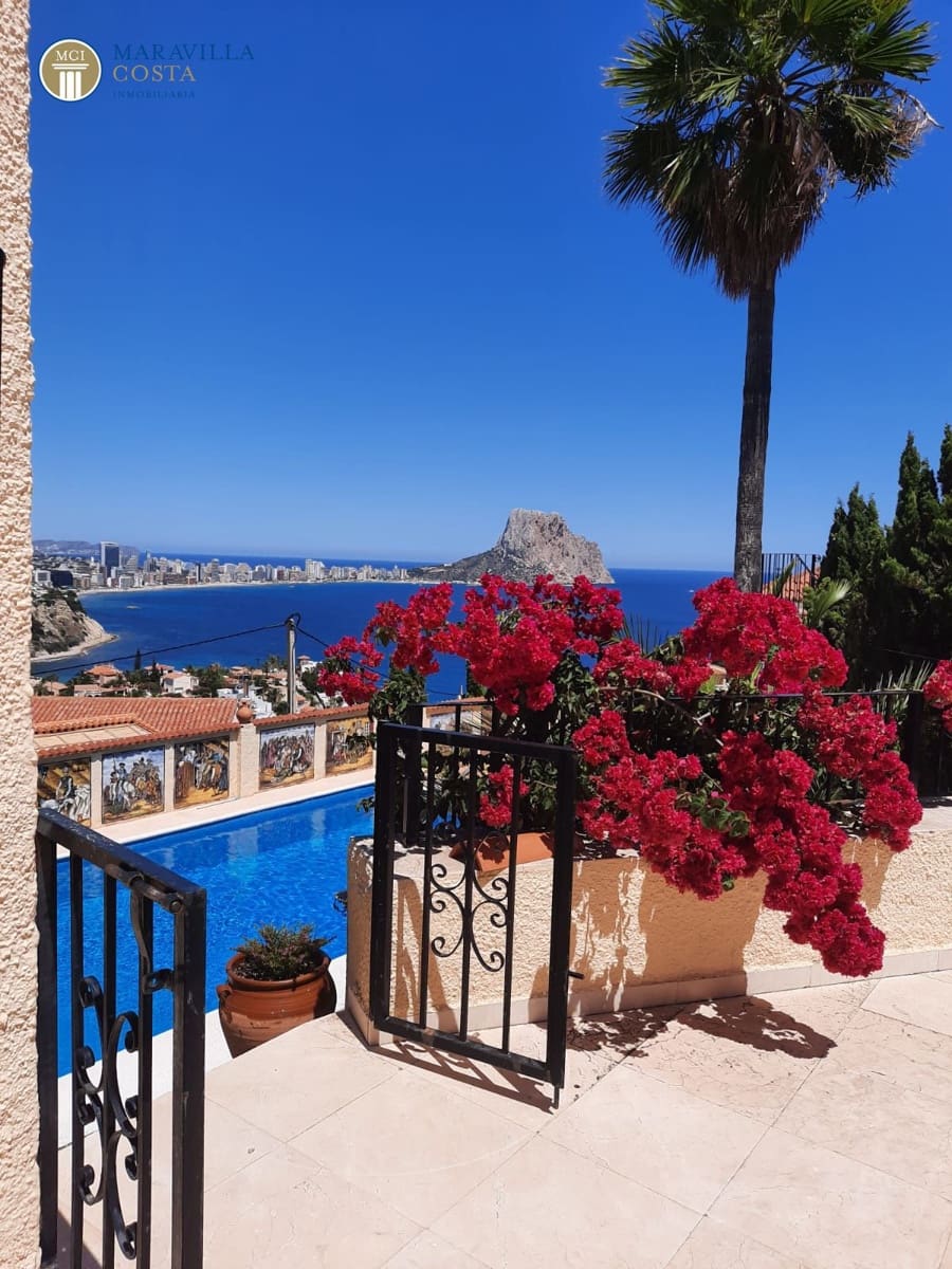 2 bedroom Villa for sale in Calpe / Calp with pool garage - € 890,000 (Ref: 9928306)