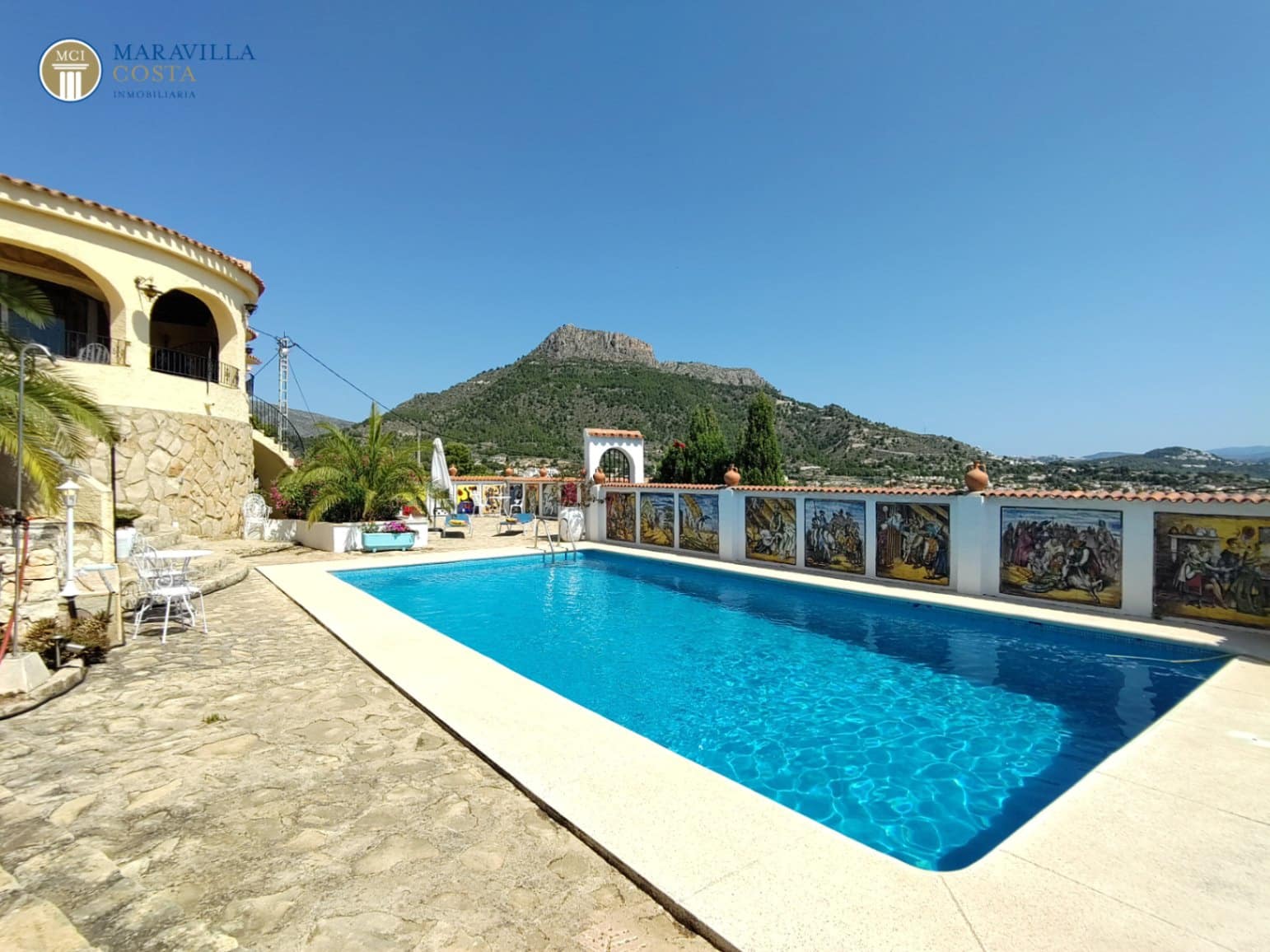 2 bedroom Villa for sale in Calpe / Calp with pool garage - € 890,000 (Ref: 9928306)