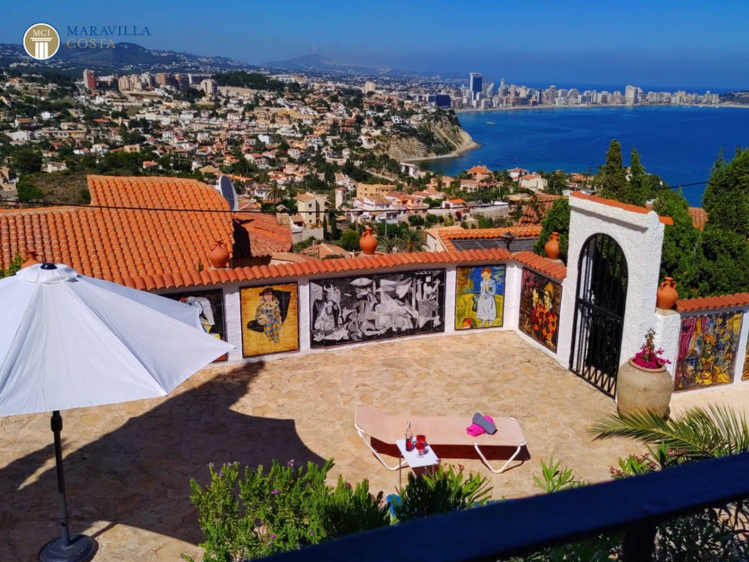 2 bedroom Villa for sale in Calpe / Calp with pool garage - € 890,000 (Ref: 9928306)