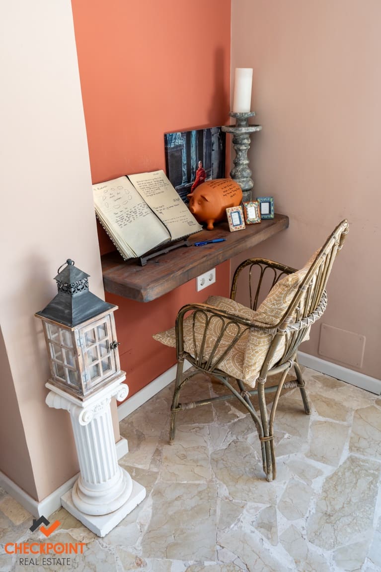 15 soveværelse Finca/Landehus til salg i Orxeta med swimmingpool garage - € 950.000 (Ref: 9215736)