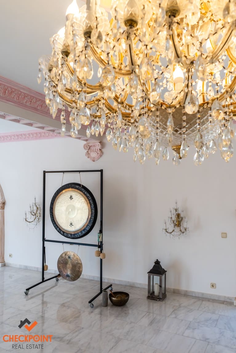 15 soveværelse Finca/Landehus til salg i Orxeta med swimmingpool garage - € 950.000 (Ref: 9215736)