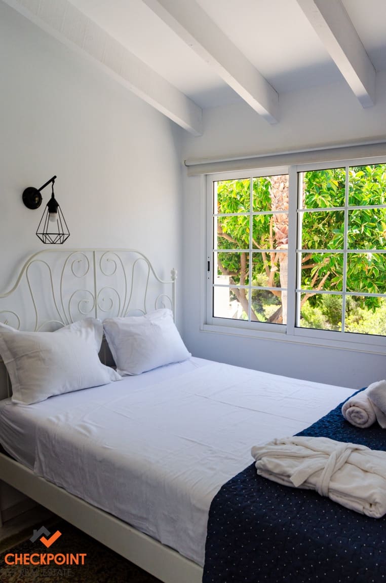 15 soveværelse Finca/Landehus til salg i Orxeta med swimmingpool garage - € 950.000 (Ref: 9215736)