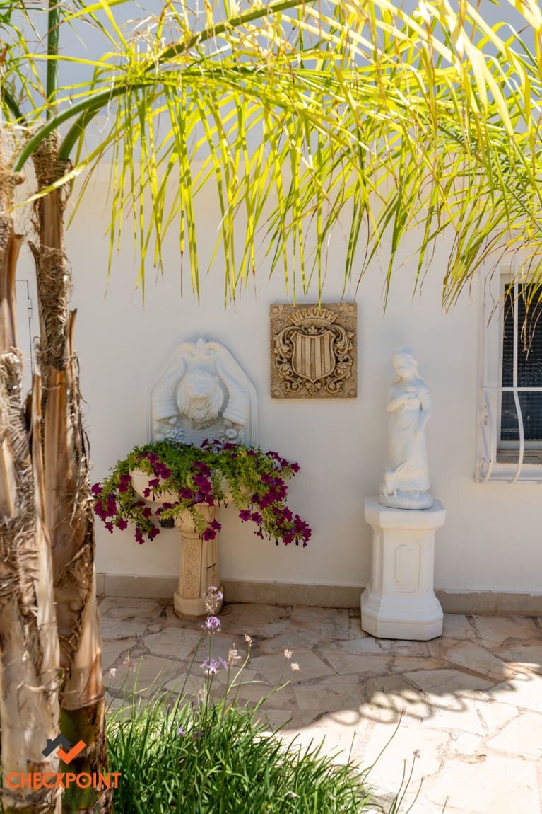 15 soveværelse Finca/Landehus til salg i Orxeta med swimmingpool garage - € 950.000 (Ref: 9215736)