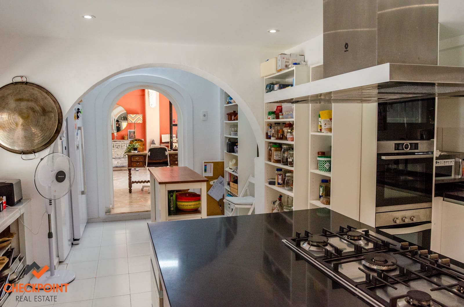 15 soveværelse Finca/Landehus til salg i Orxeta med swimmingpool garage - € 950.000 (Ref: 9215736)