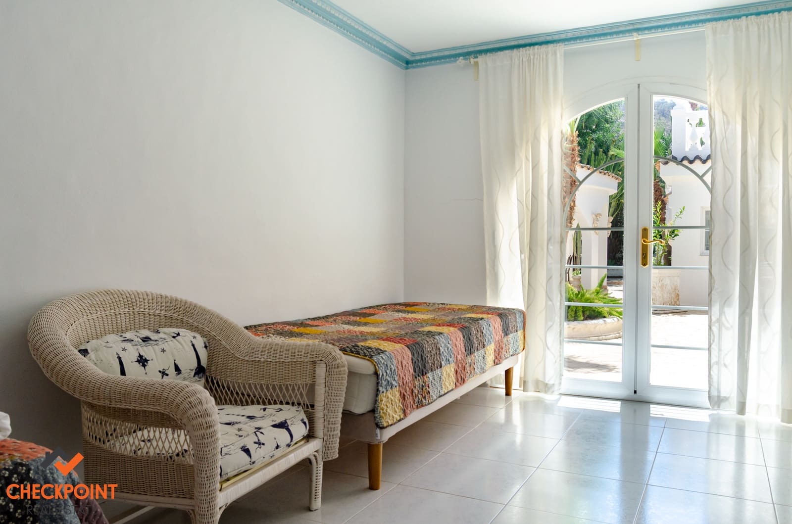 15 soveværelse Finca/Landehus til salg i Orxeta med swimmingpool garage - € 950.000 (Ref: 9215736)