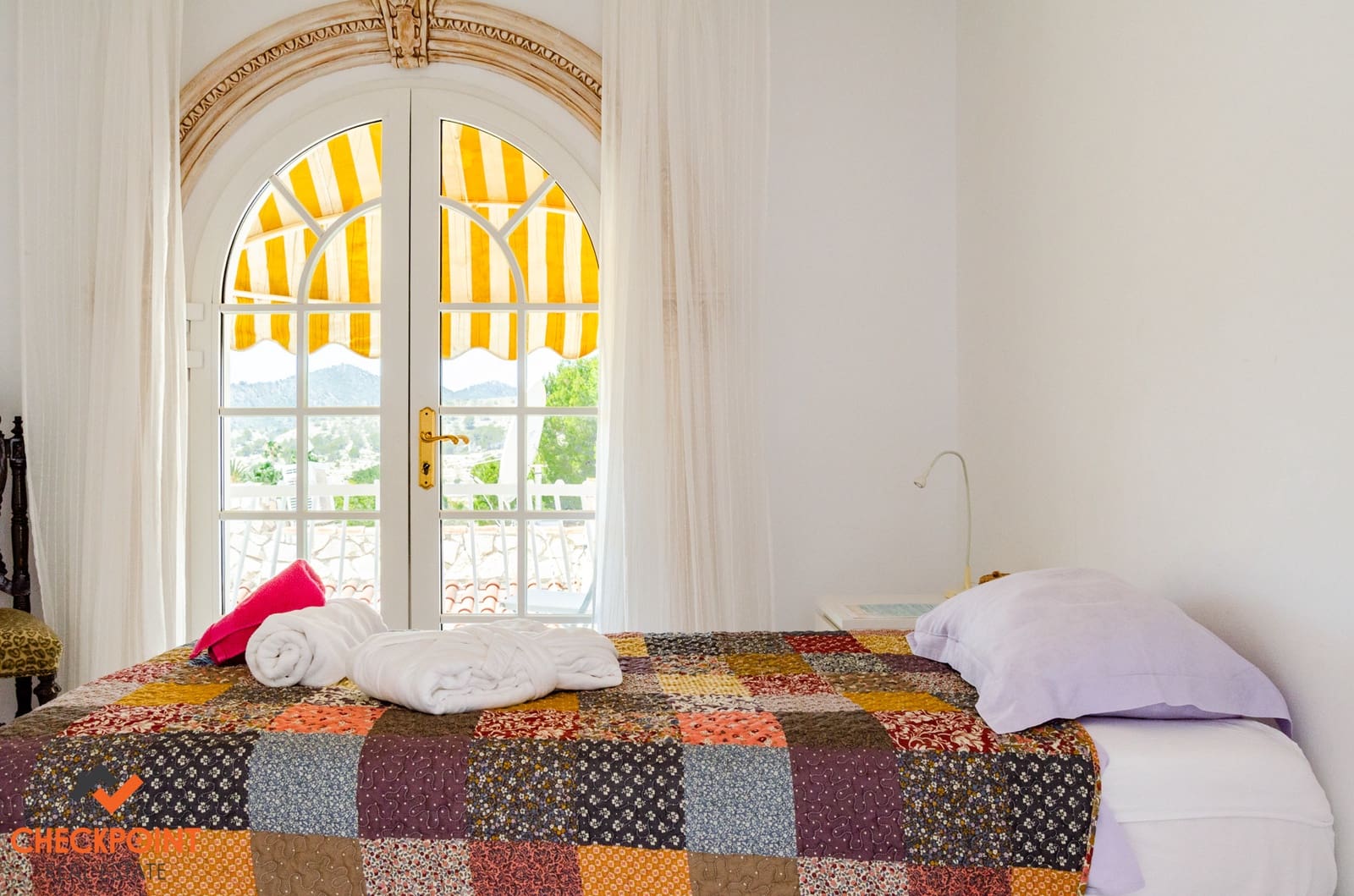 15 soveværelse Finca/Landehus til salg i Orxeta med swimmingpool garage - € 950.000 (Ref: 9215736)