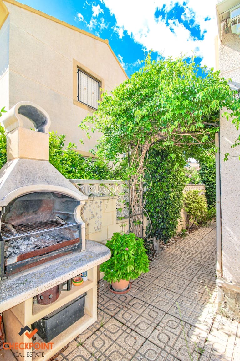 3 camera da letto Villa in vendita in Polop con piscina garage - 295.000 € (Rif: 9266553)