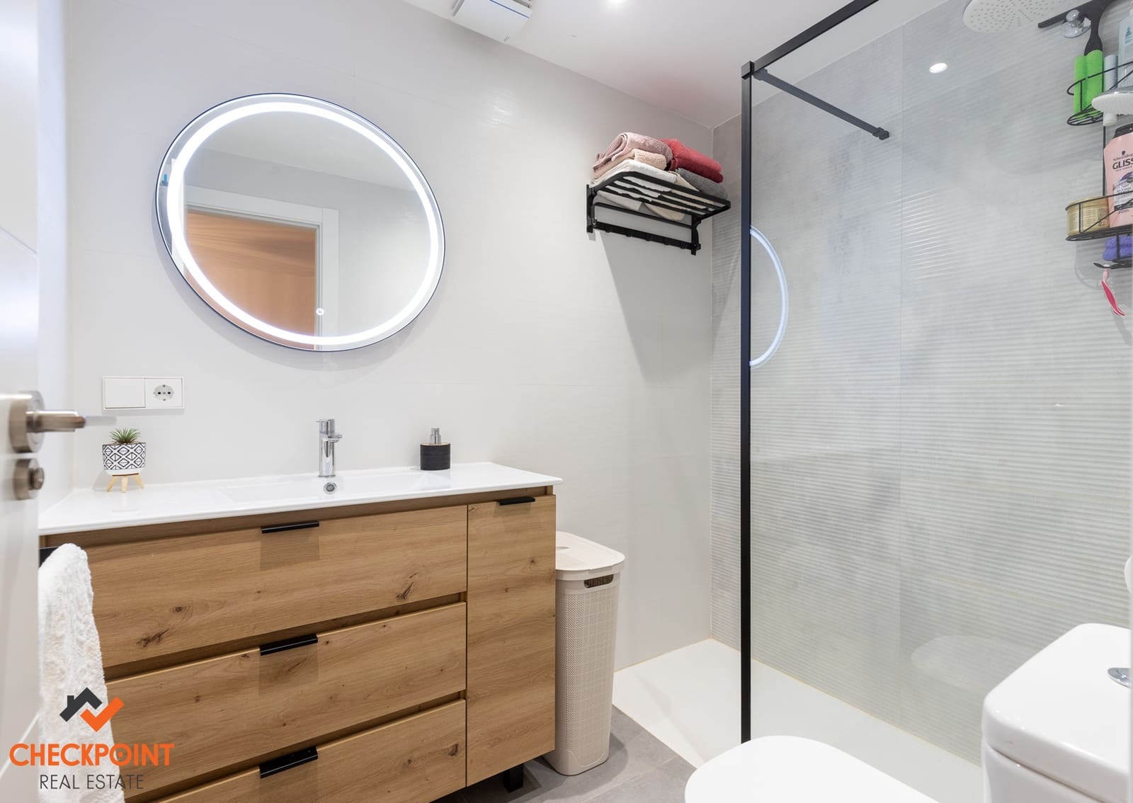 2 Zimmer Apartment zu verkaufen in Albir mit Pool - 299.000 € (Ref: 9503197)