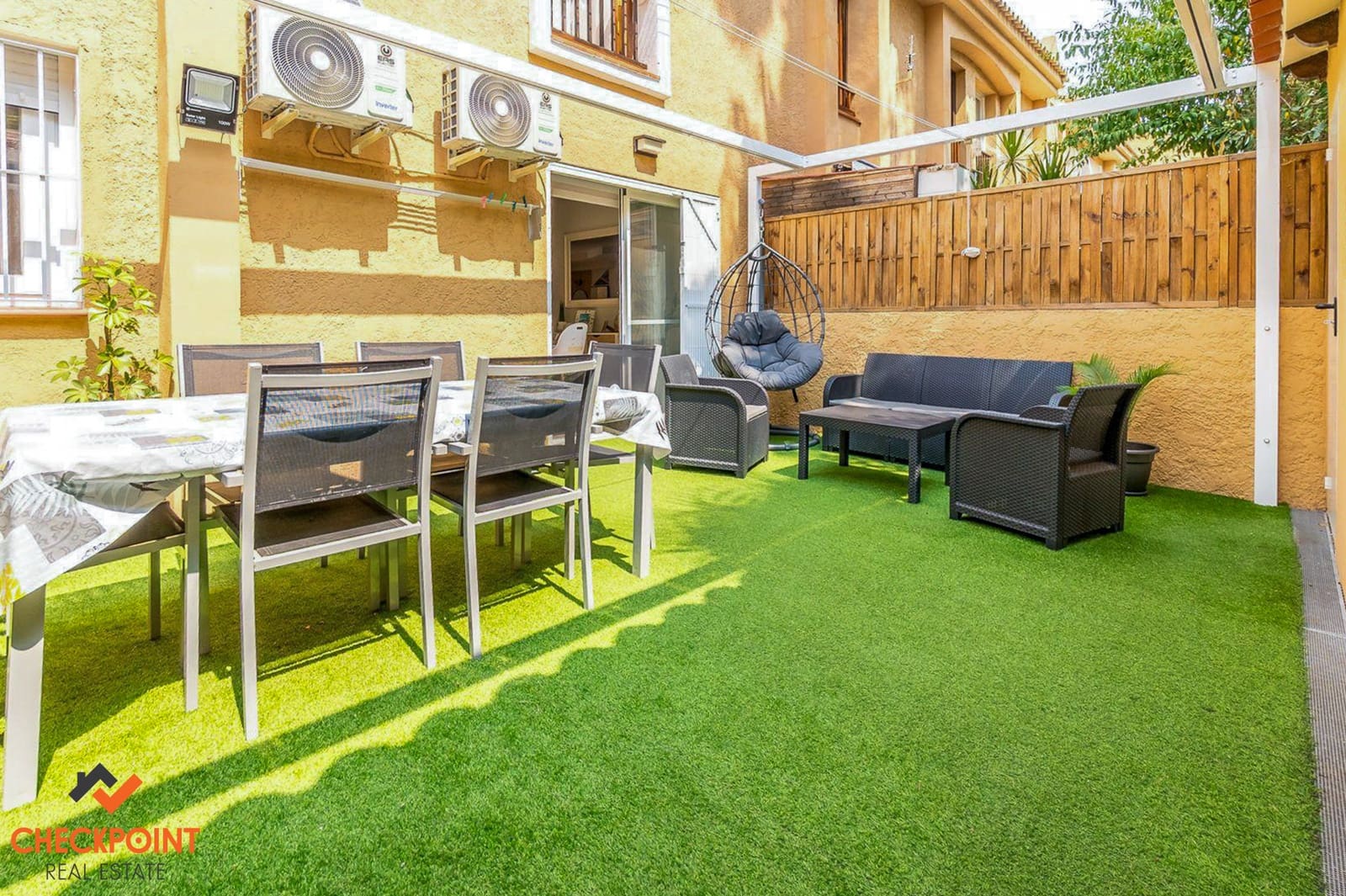 2 Zimmer Apartment zu verkaufen in Albir mit Pool - 299.000 € (Ref: 9503197)