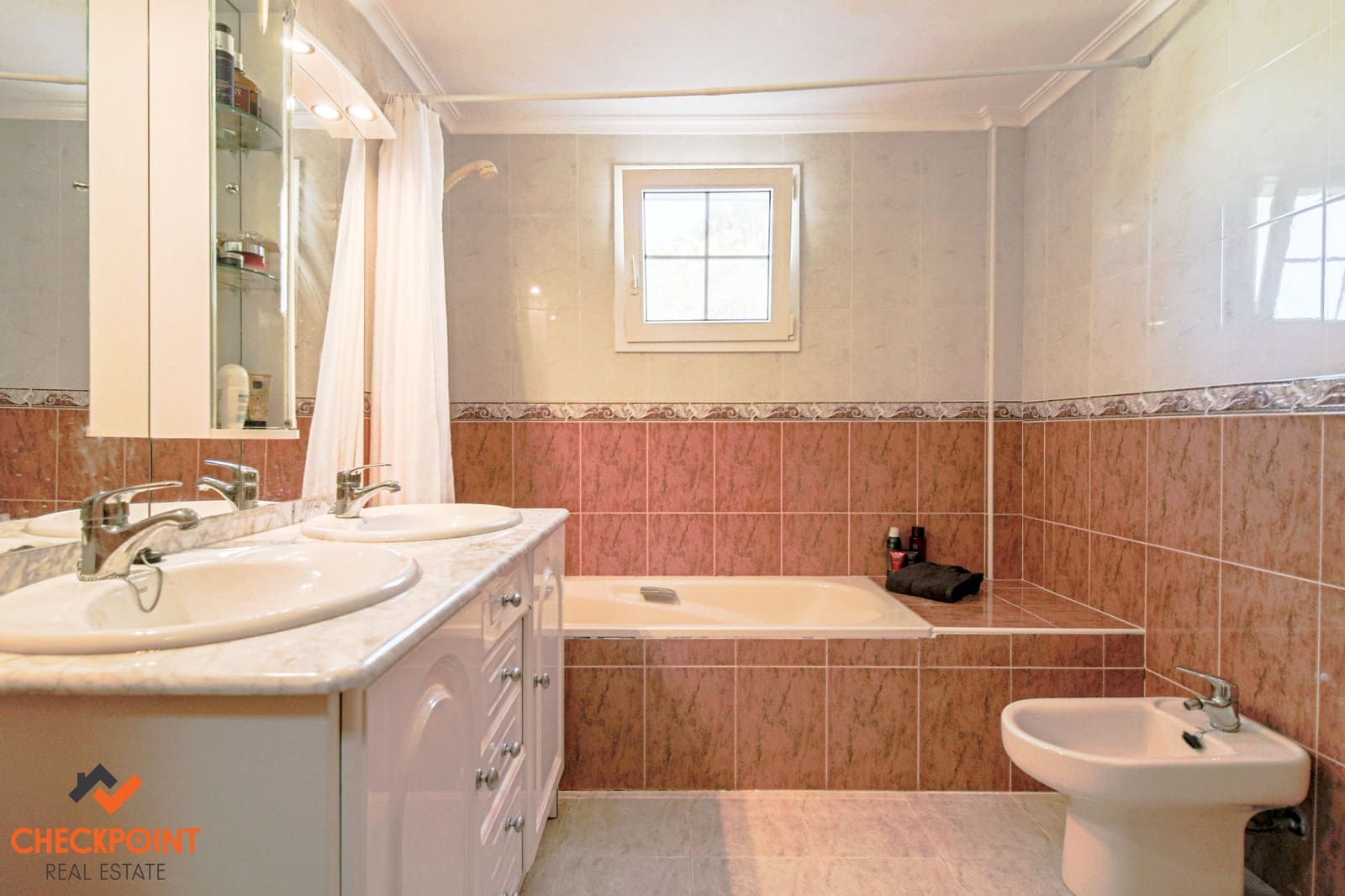 3 bedroom Villa for sale in Albir with pool garage - € 595,000 (Ref: 9548644)