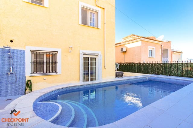 3 soveværelse Villa til salg i Albir, Alfaz del Pi / L'Alfàs del Pi med swimmingpool garage - € 595.000 (Ref: 9548644)