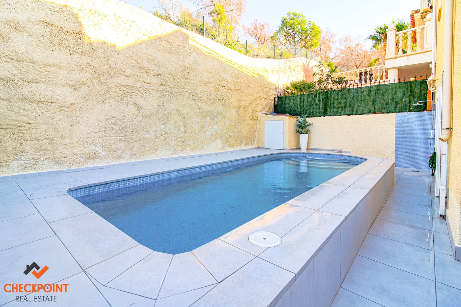 3 bedroom Villa for sale in Albir with pool garage - € 595,000 (Ref: 9548644)