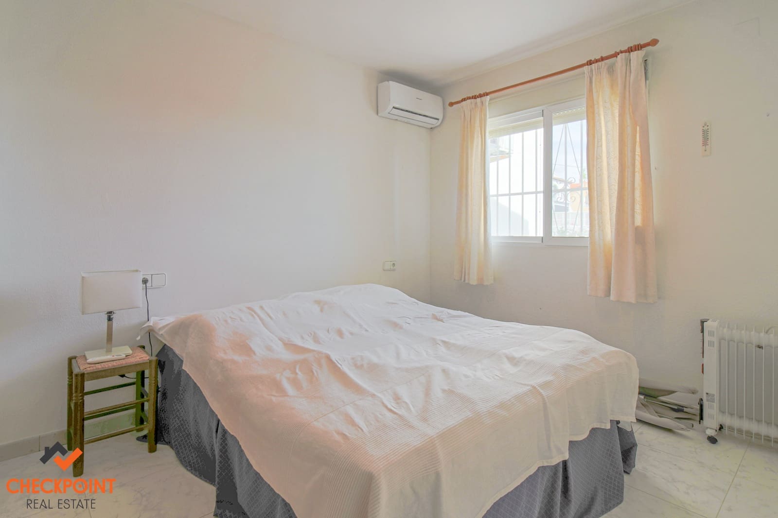 Bungalow de 3 habitaciones en Alfaz del Pi / L'Alfàs del Pi en venta con piscina - 339.000 € (Ref: 9640495)