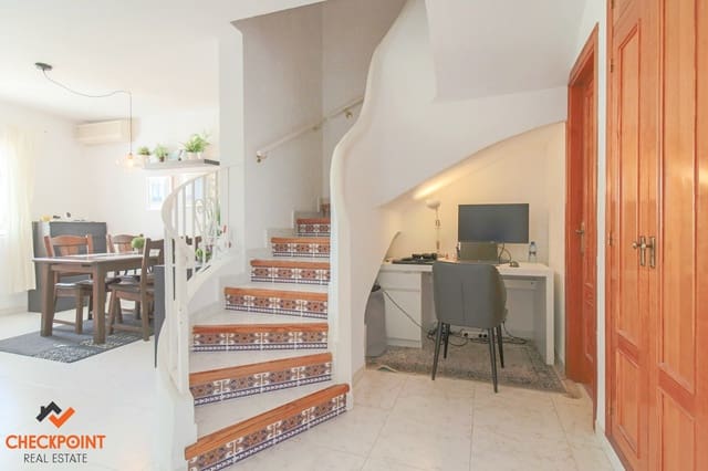 Bungalow de 3 habitaciones en Escandinavia - Cautivador, Alfaz del Pi / L'Alfàs del Pi en venta - 339.000 € (Ref: 9640495)