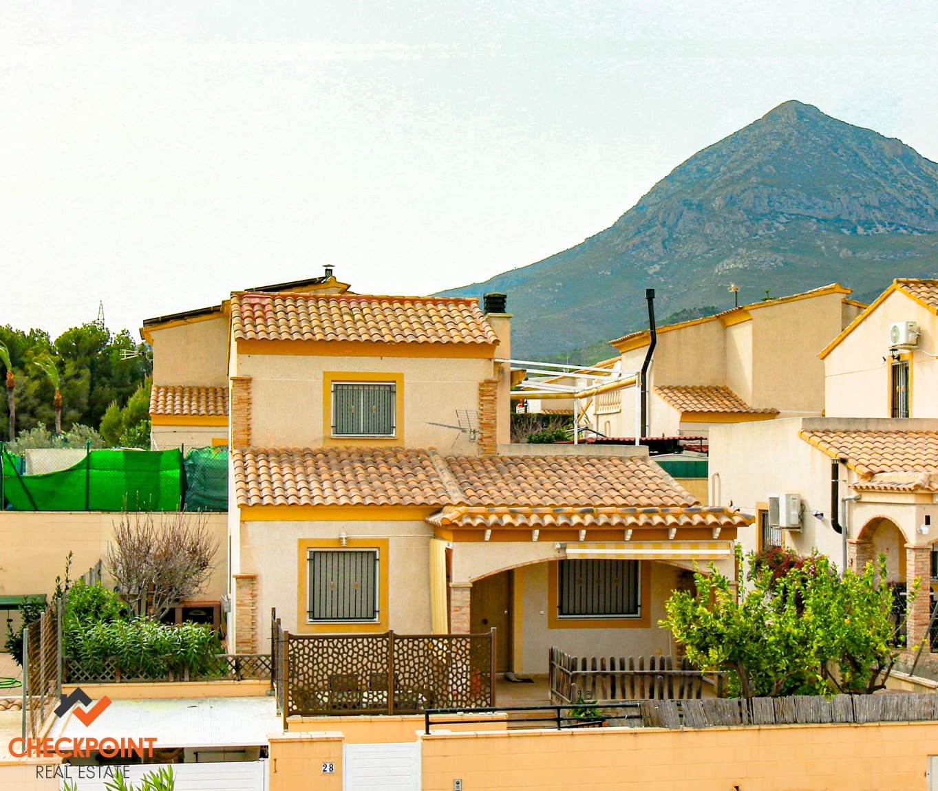 3 bedroom Villa for sale in Polop with pool garage - € 269,000 (Ref: 9656612)