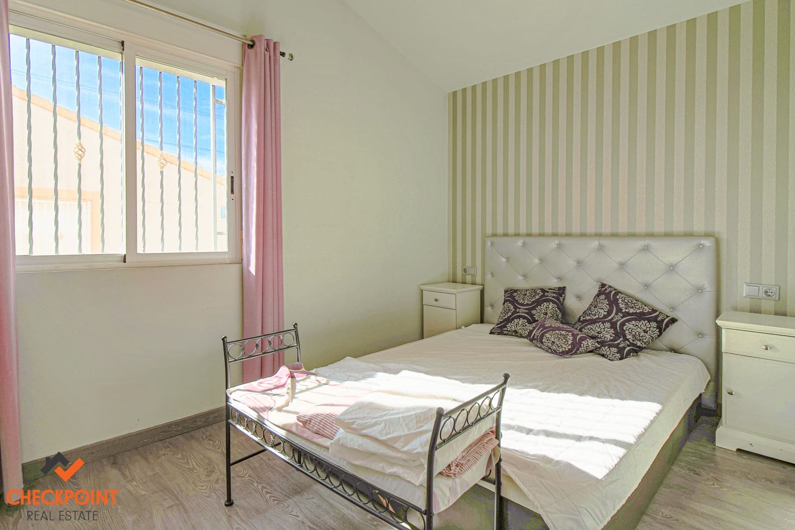 3 bedroom Villa for sale in Polop with pool garage - € 269,000 (Ref: 9656612)