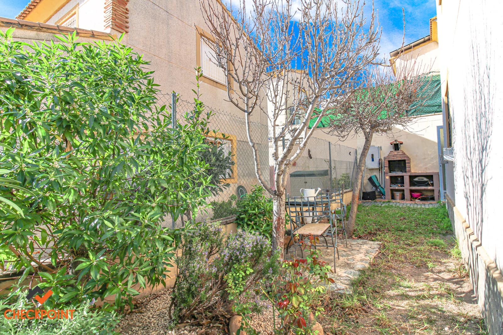 3 bedroom Villa for sale in Polop with pool garage - € 269,000 (Ref: 9656612)