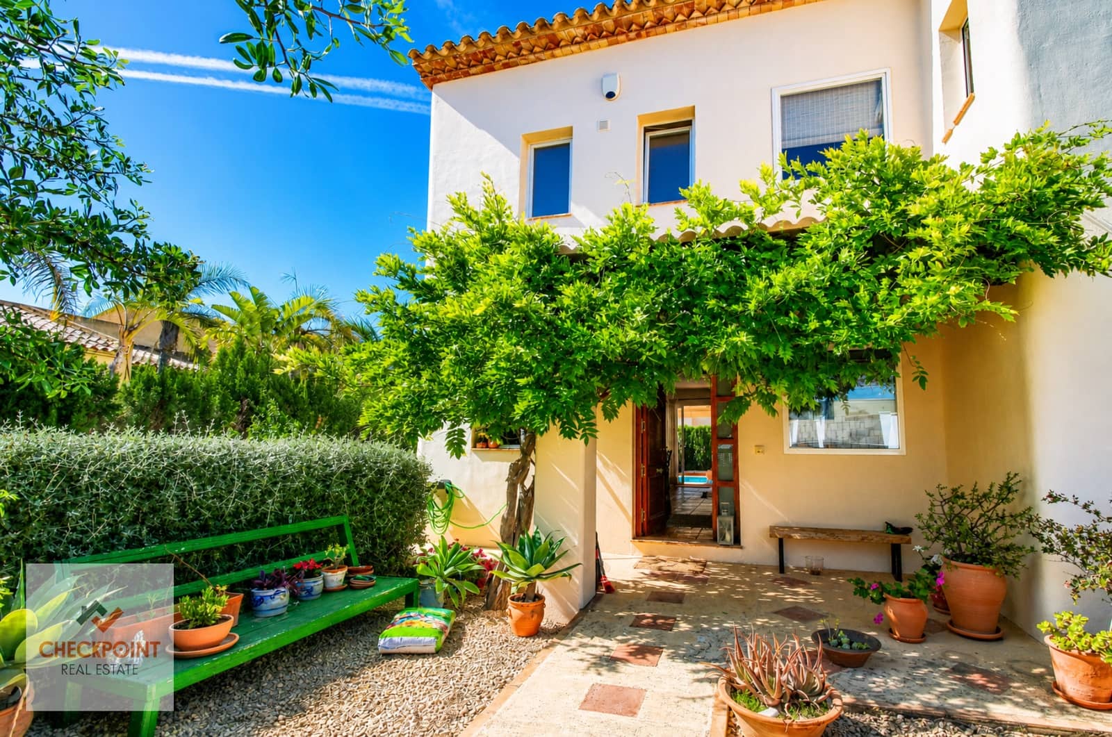 5 slaapkamer Villa te koop in La Nucia met zwembad garage - € 780.000 (Ref: 9968912)