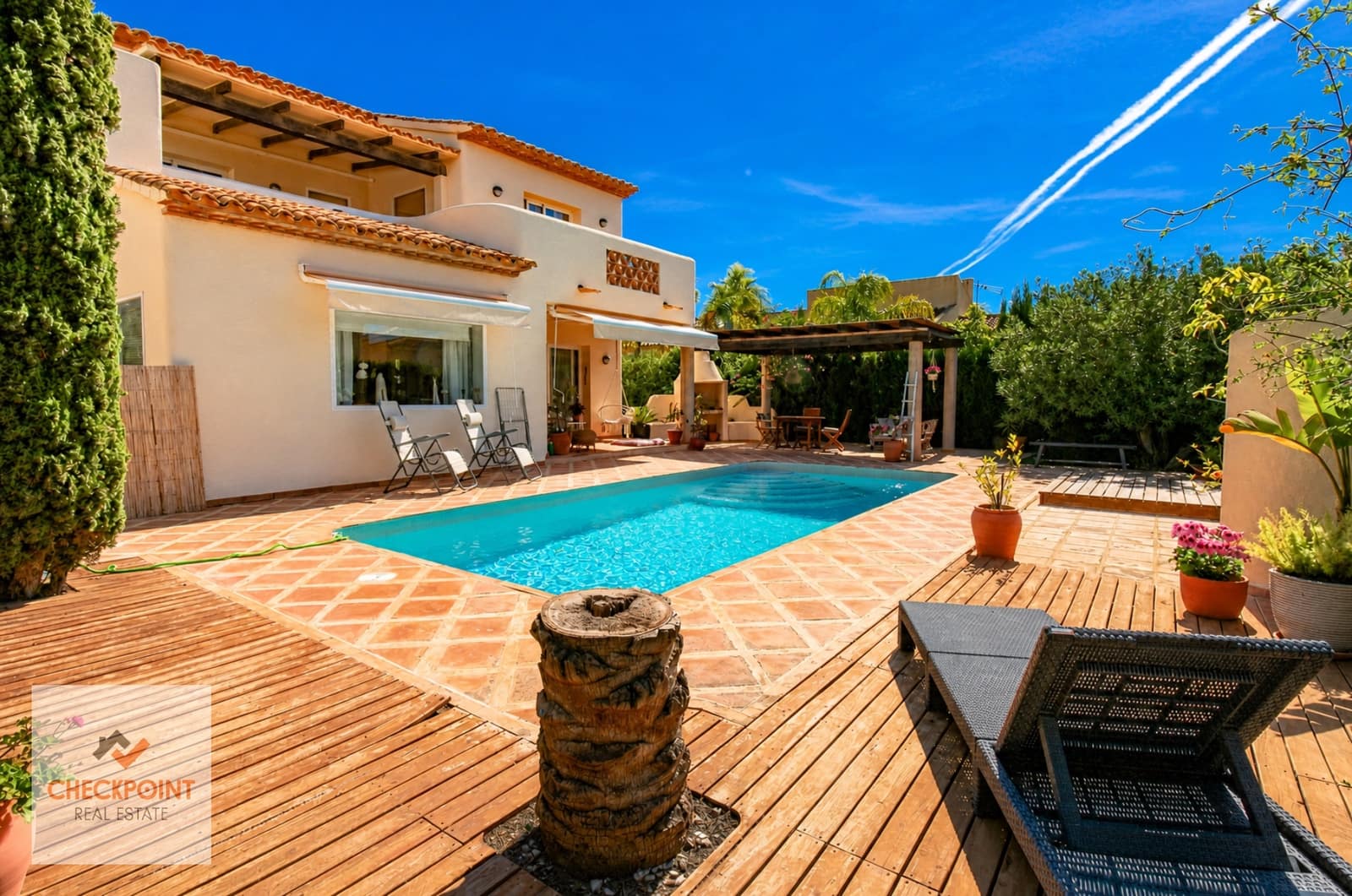5 slaapkamer Villa te koop in La Nucia met zwembad garage - € 780.000 (Ref: 9968912)