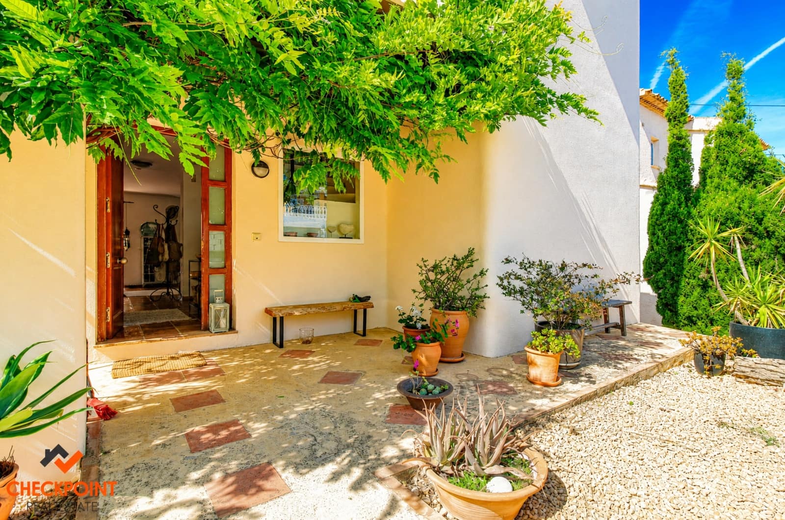 5 slaapkamer Villa te koop in La Nucia met zwembad garage - € 780.000 (Ref: 9968912)
