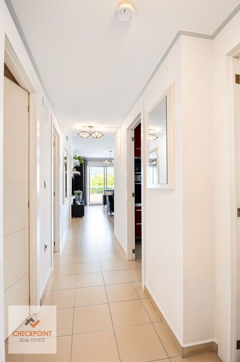 3 bedroom Apartment for sale in Alfaz del Pi / L'Alfas del Pi with pool garage - € 435,000 (Ref: 9973577)
