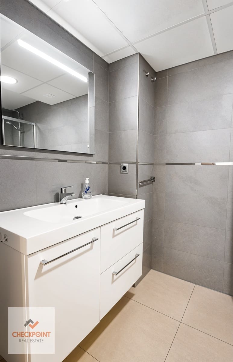 3 bedroom Apartment for sale in Alfaz del Pi / L'Alfas del Pi with pool garage - € 435,000 (Ref: 9973577)
