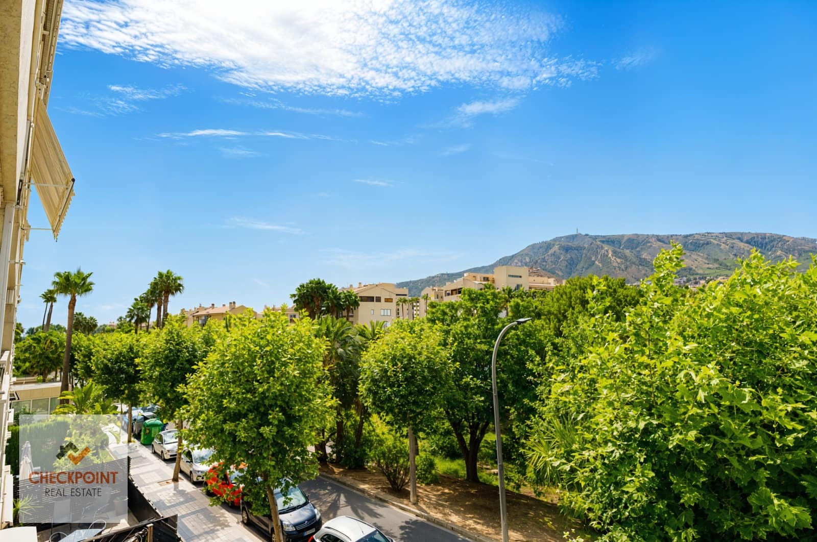 3 bedroom Apartment for sale in Alfaz del Pi / L'Alfas del Pi with pool garage - € 435,000 (Ref: 9973577)