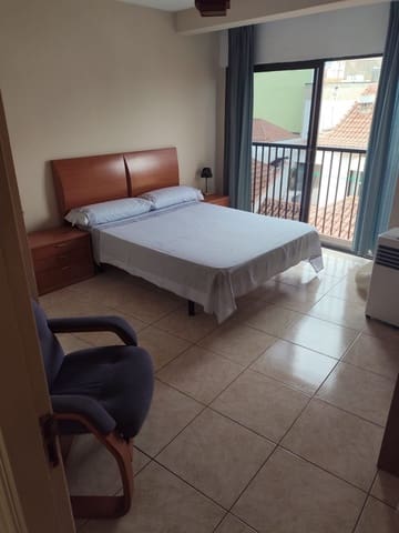 1 quarto Apartamento para arrendar em Puerto de la Cruz - 750 € (Ref: 10002617)