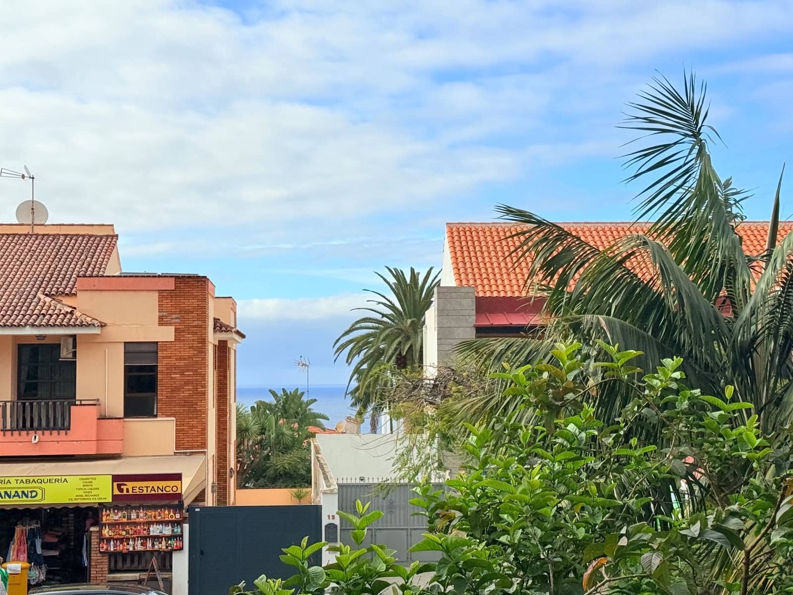 Estudio en Puerto de la Cruz en venta con piscina garaje - 159.000 € (Ref: 10007156)
