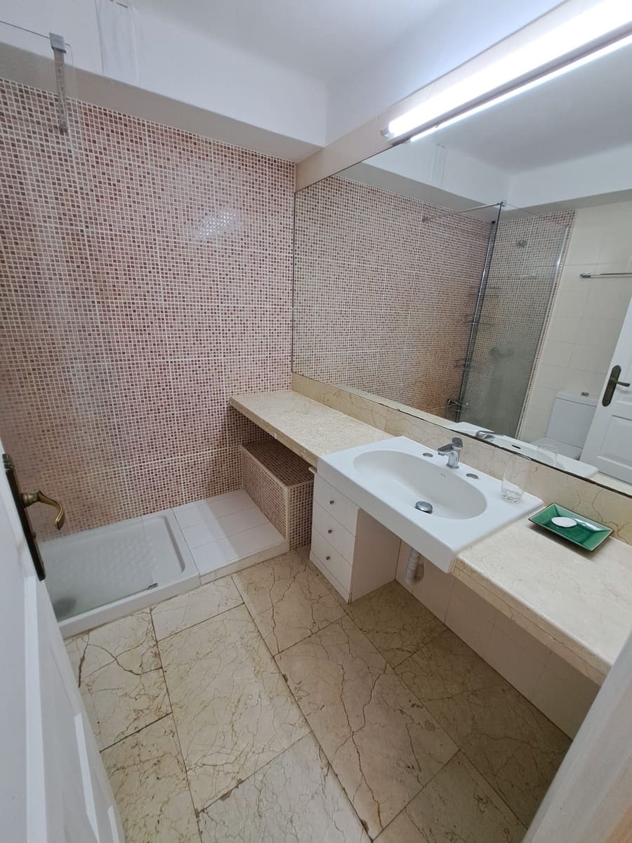 1 sovrum Lägenhet att hyra i Puerto de la Cruz med pool - 1 000 € (Ref: 10020132)