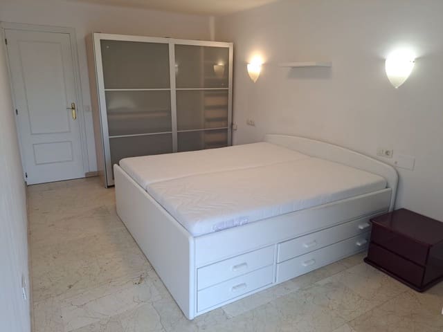 1 sovrum Lägenhet att hyra i Puerto de la Cruz med pool - 1 000 € (Ref: 10020132)