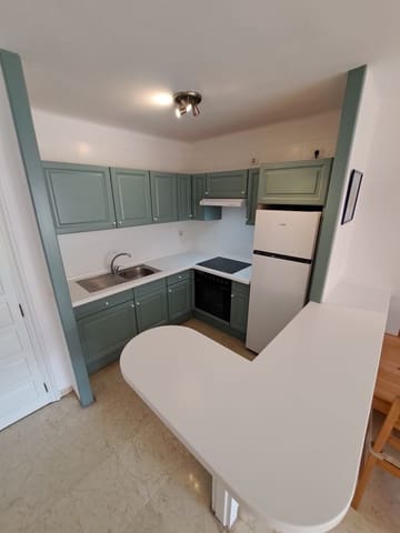 Appartement de 1 chambre à louer à Puerto de la Cruz avec piscine - 950 € (Ref: 10020133)