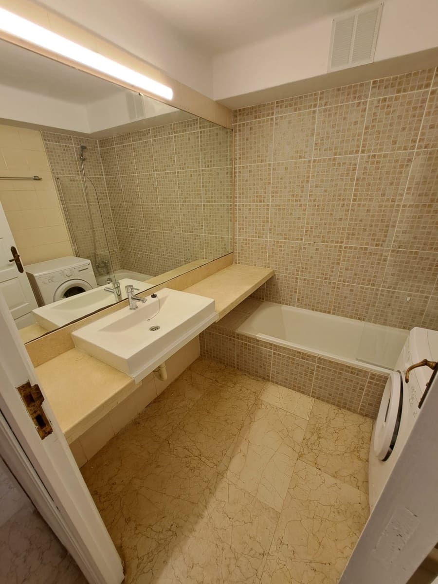 Appartement de 1 chambre à louer à Puerto de la Cruz avec piscine - 950 € (Ref: 10020133)