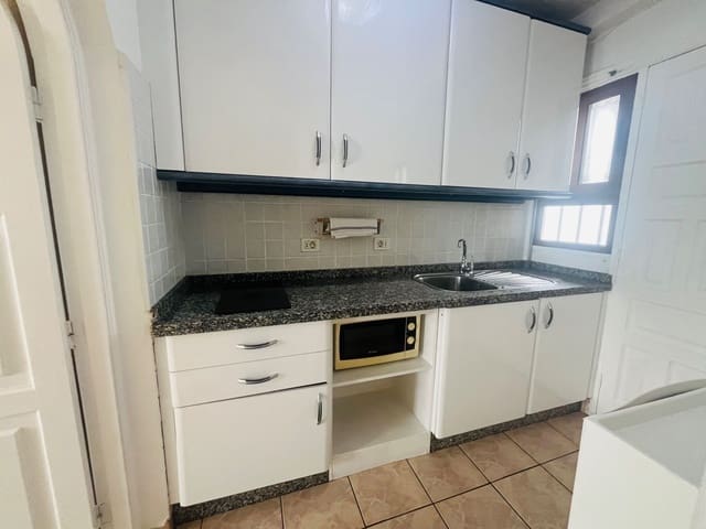 Studio for rent in Puerto de la Cruz - € 700 (Ref: 10061276)