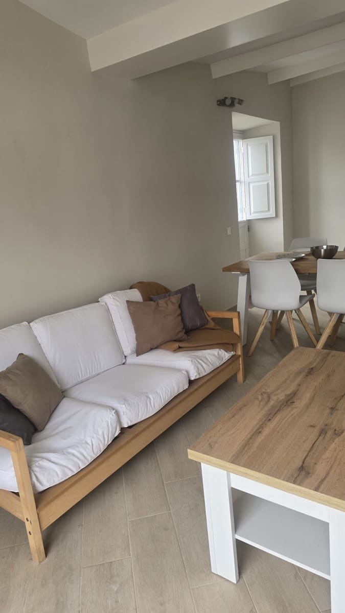 1 slaapkamer Appartement te huur in El Durazno - € 1.000 (Ref: 10085503)