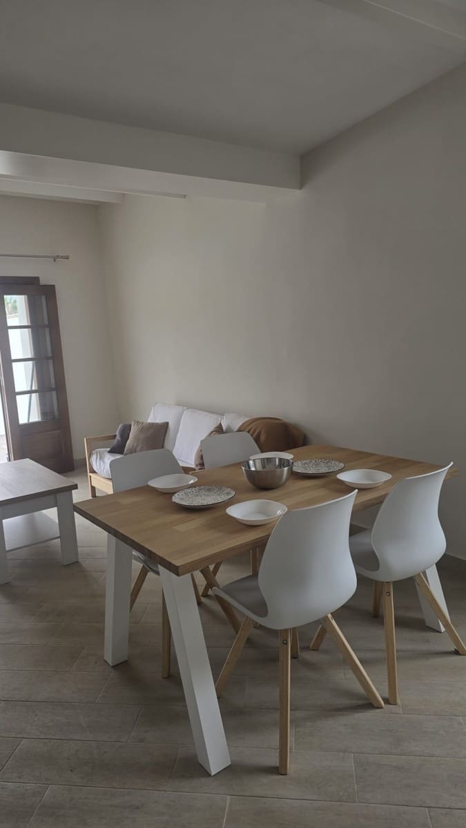 1 slaapkamer Appartement te huur in El Durazno - € 1.000 (Ref: 10085503)