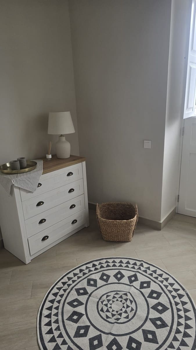 1 slaapkamer Appartement te huur in El Durazno - € 1.000 (Ref: 10085503)